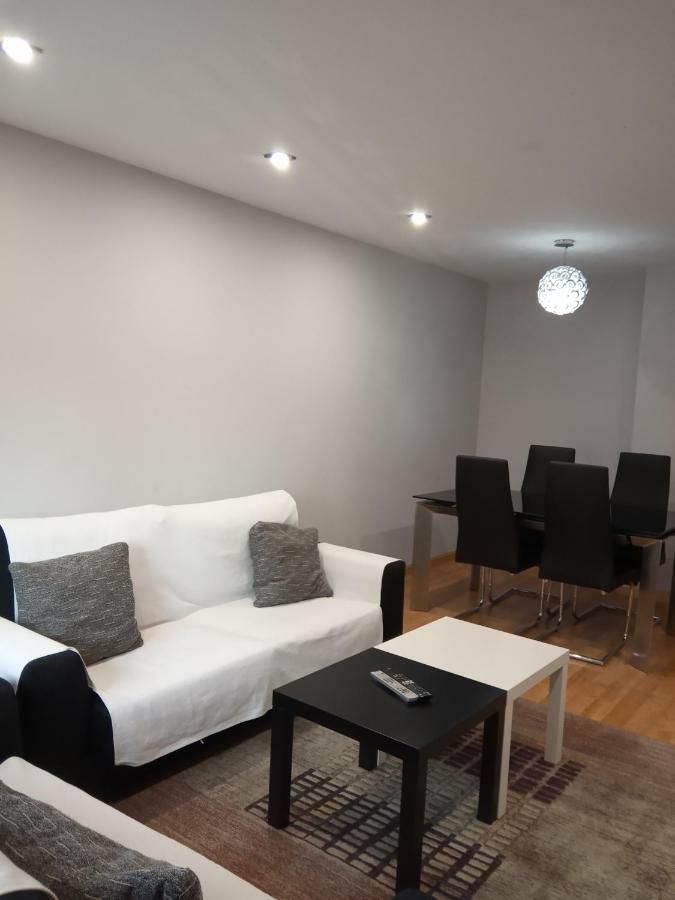 Apartamento Los Lirios Logroño Extérieur photo